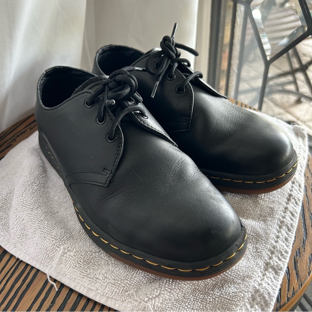 Dr. Doc Martens Black Cavendish Shoes